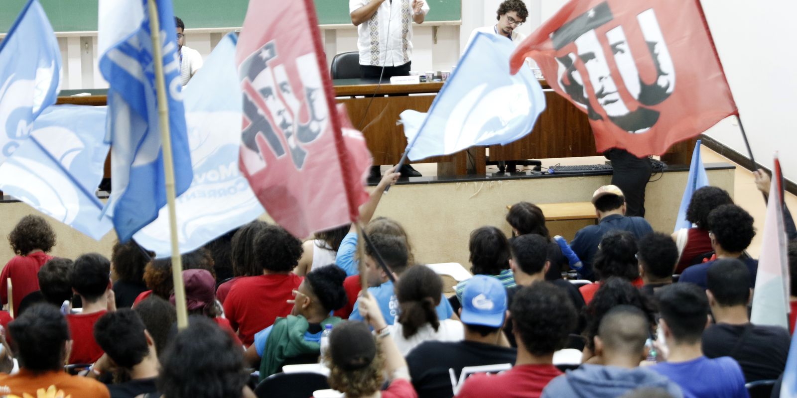 Soberania digital do Brasil requer autonomia tecnológica, diz deputado